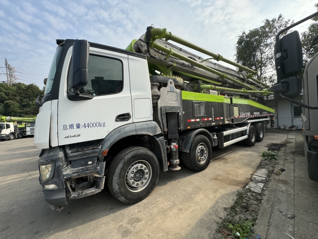 Zoomlion Concrete Pump Truck 56m