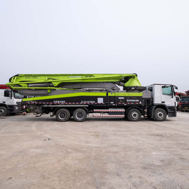 Zoomlion Concrete Pump Truck 52m
