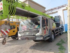 ZOOMLION Truck Crane 25T