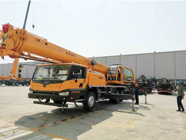 XCMG Truck Crane 25T