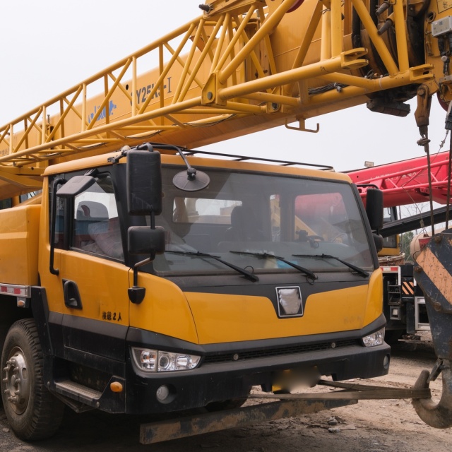 XCMG Truck Crane 25T