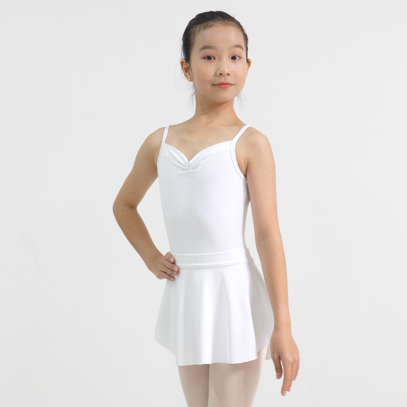 knitted cloth round skirts in the shape of  lotus leaves
