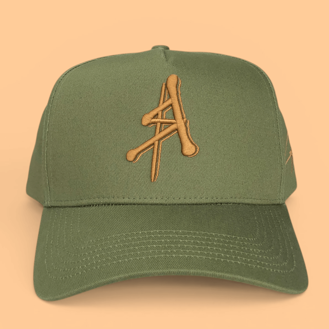 Baseball Cap - CMC-1115 (100% Polyester Navy Blue Army Green Gold Metallic Gold 3D Embroidery Logo 9forty A Frame Baseball Cap Hat Supplier )