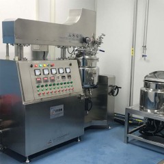 Emulsifying machine