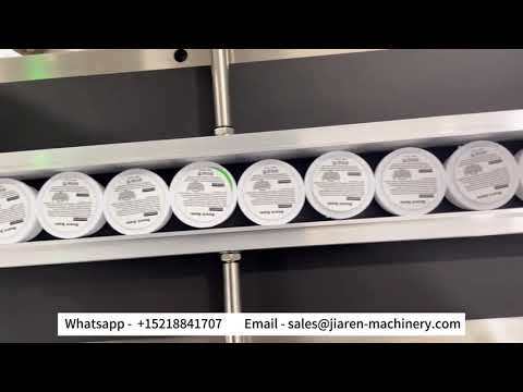 Fully automatic flat labeling machine
