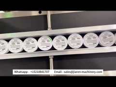 Fully automatic flat labeling machine