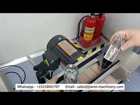 Fully automatic labeling machine