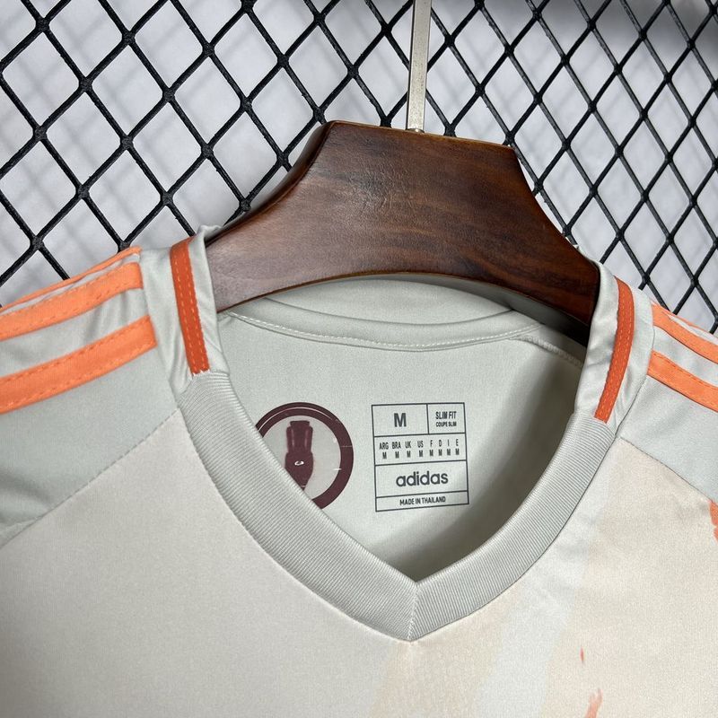 Roma 24-25 Away Jersey - Fans Version