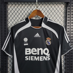 Retro Real Madrid 06-07 Away Jersey