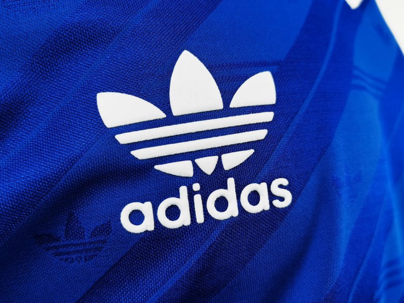 Retro Manchester United 1986 Away Jersey
