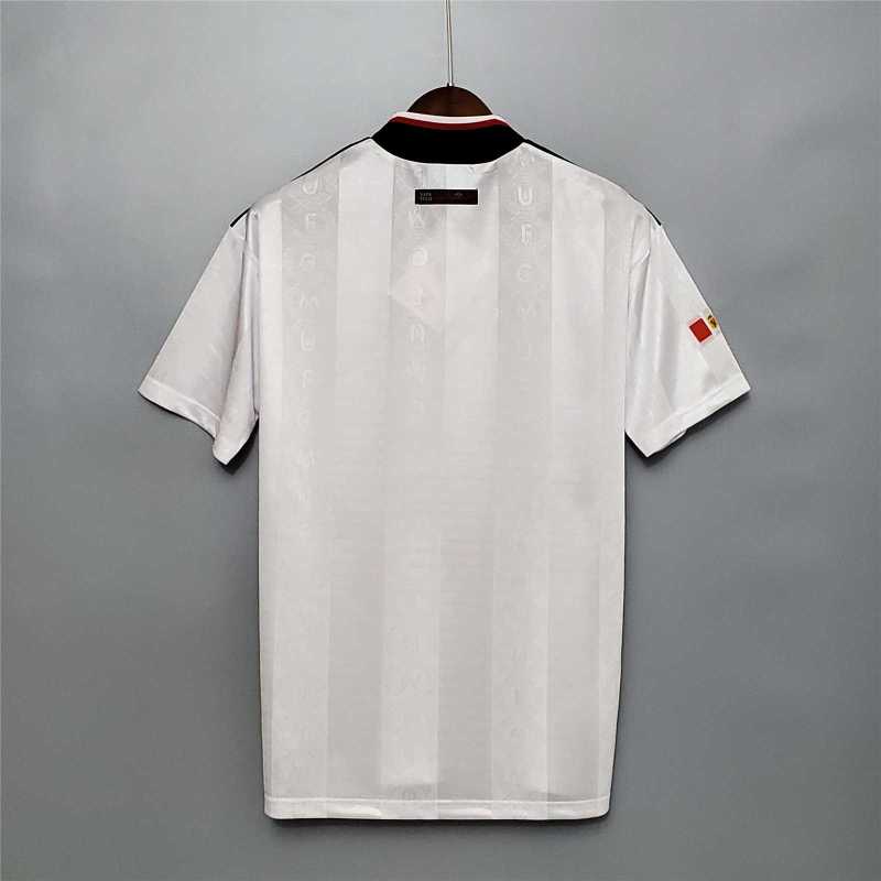 Retro Manchester United 98-99 Away Jersey