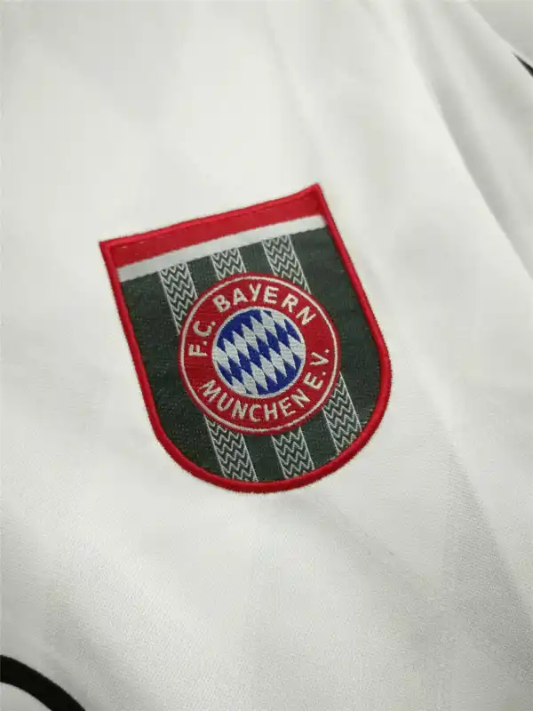 Retro Bayern Munich 95-96 Away Jersey