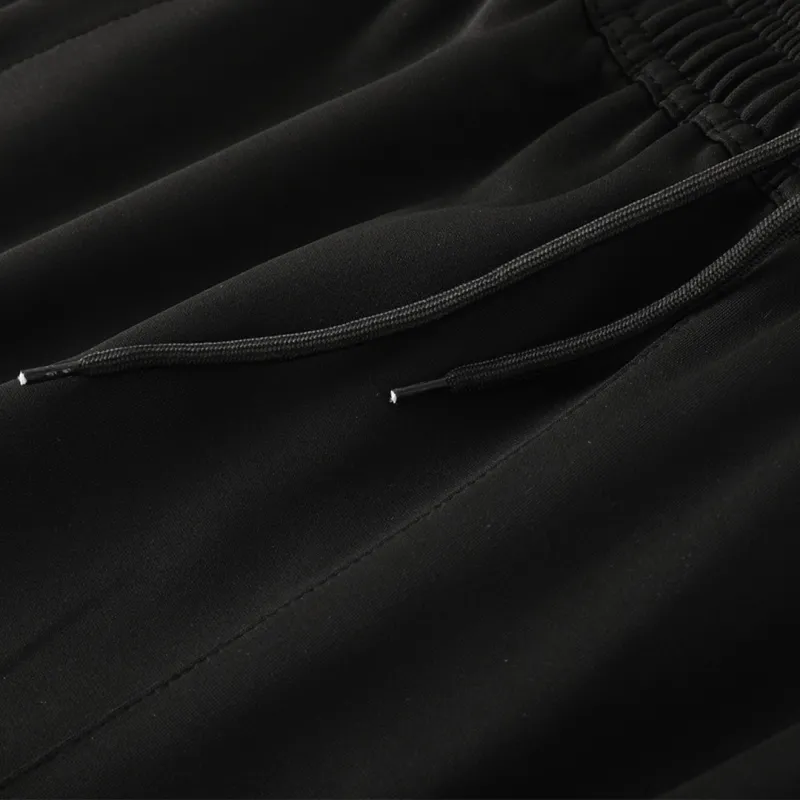 23-24 Manchester United Zipper Training Kit