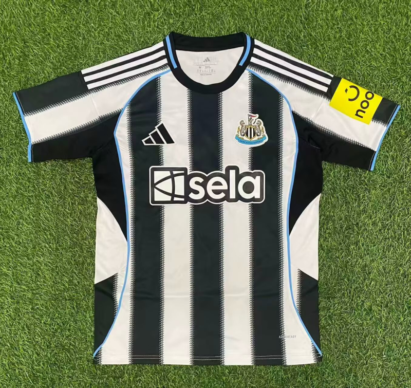 Newcastle United 25-26 Home Jersey - Fan Version