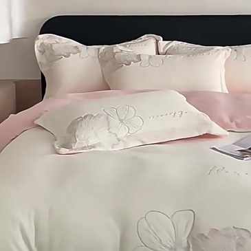 Milk velvet bedding four-piece set