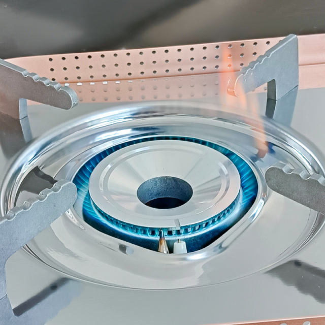 High Quality Safety Lightweight Portable Outdoor Camping Gas Stove  Butane Grill For Hiking Travelling Manual Cooking