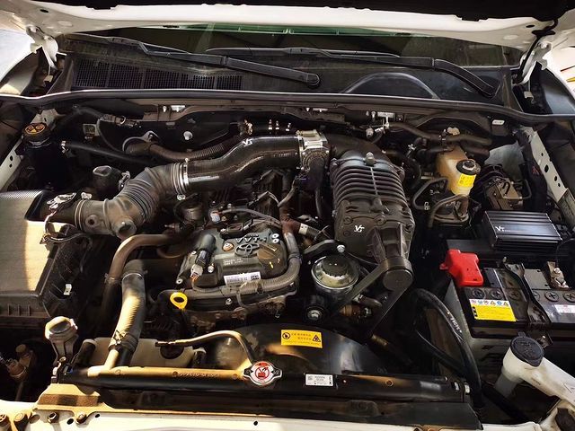 Hilux 2.7 VT Supercharger kit