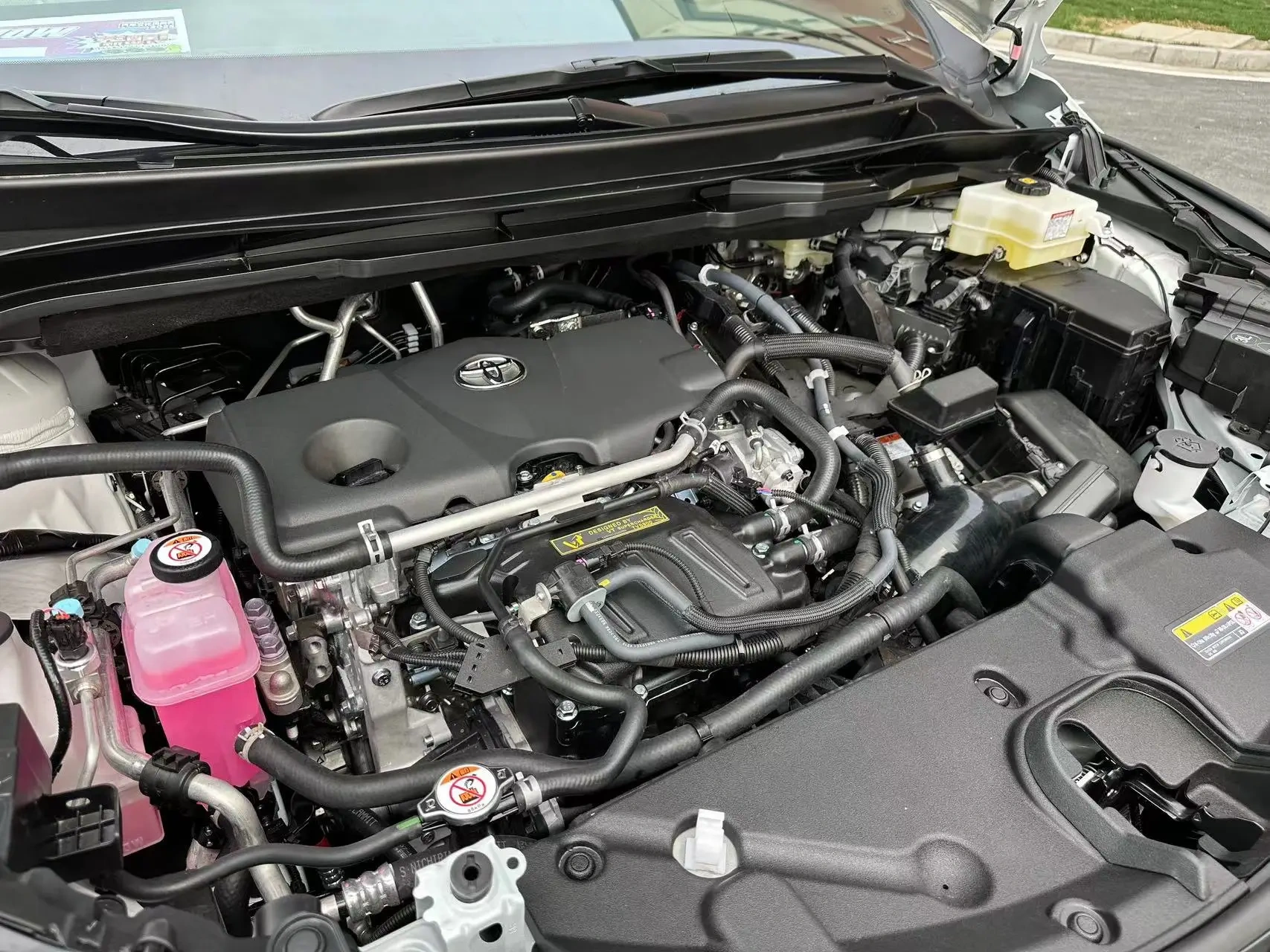 Toyota Sienna 2.5L Hybrid Upgraded VT Supercharger Kit  Sienna VT Supercharger Kits