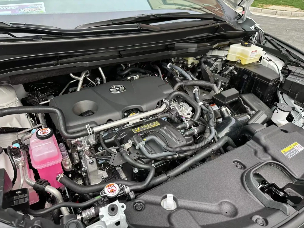 Toyota Sienna 2.5L Hybrid Upgraded VT Supercharger Kit  Sienna VT Supercharger Kits