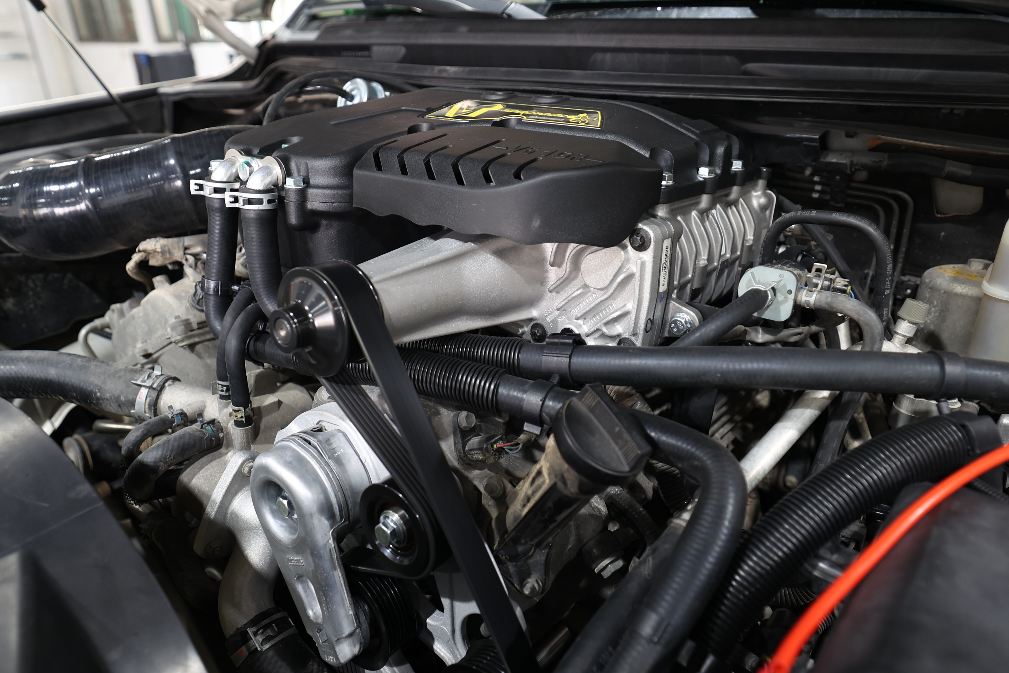 Toyota FJ Cruiser 4.0L 1GR V6 VT TVS1320 Supercharger Kit Toyota FJ Cruiser Supercharger Kit