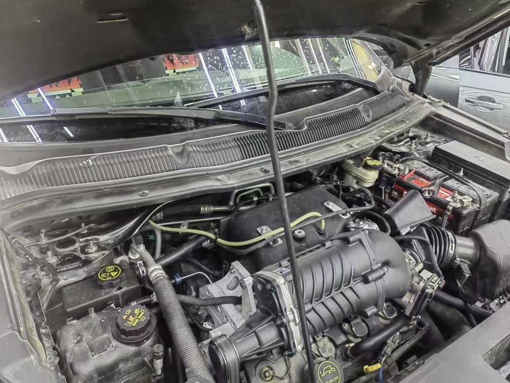 Ford Explorer 3.5L V6 VT Supercharger Kit VT Superchargers