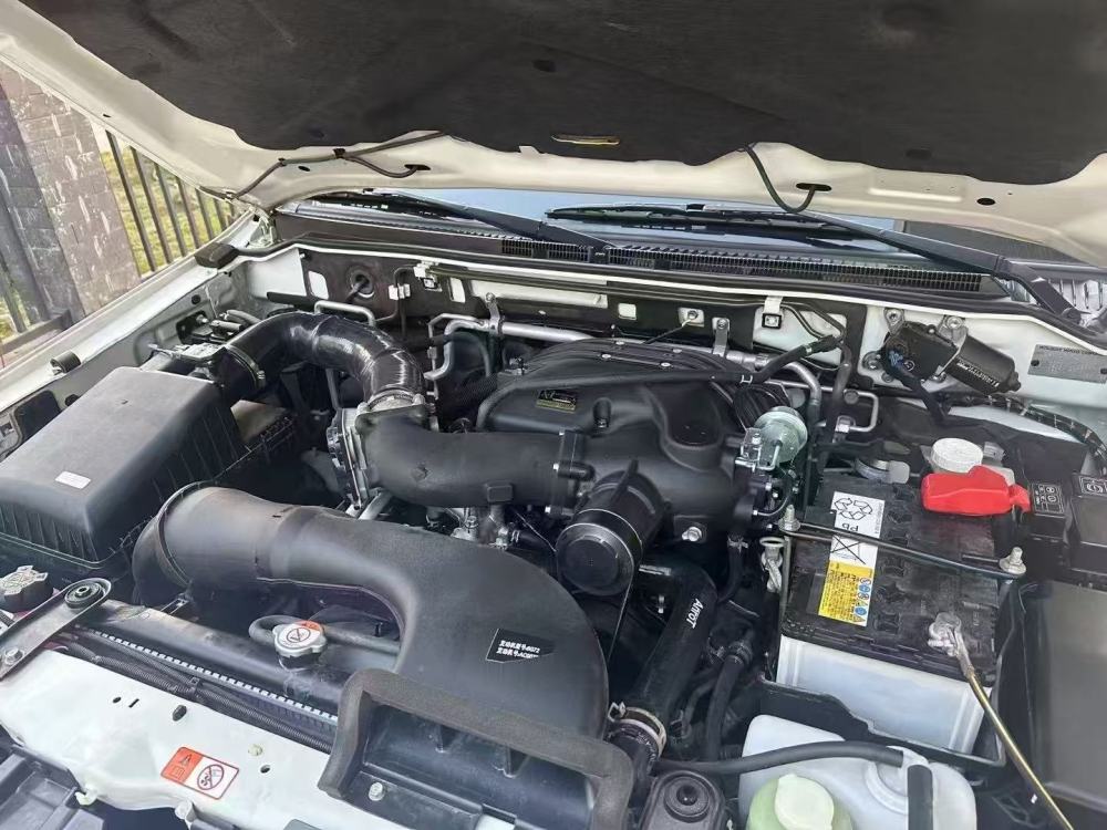 Mitsubishi Pajero V93 V83 3.0L V93 6G72 VT Supercharger kits