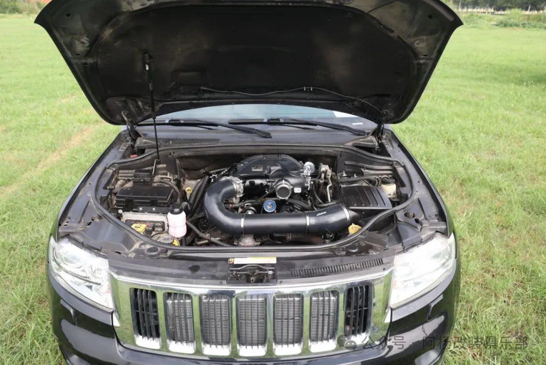 Jeep Grand Cherokee 3.6L Pentastar VT TVS1320 Supercharger Kit