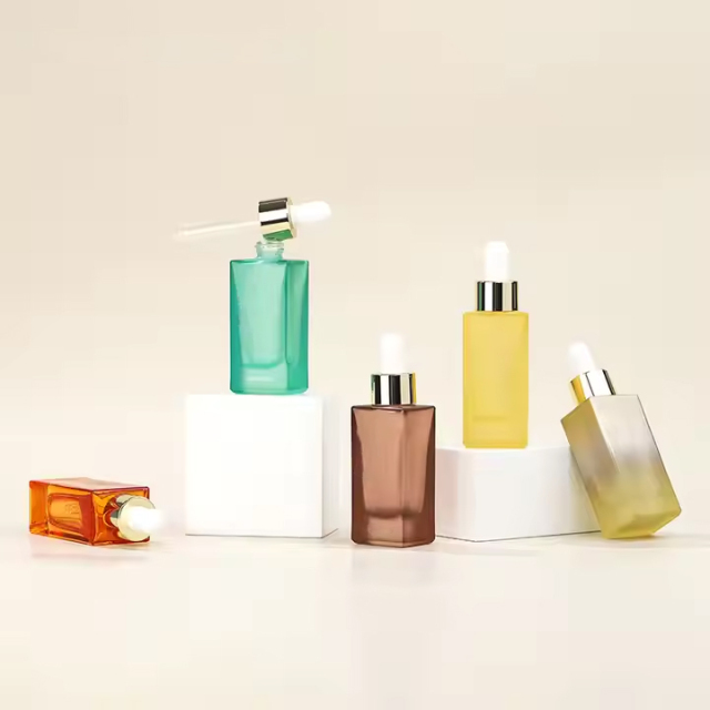 Empty Glass Cosmetic Oil Dropper Bottle