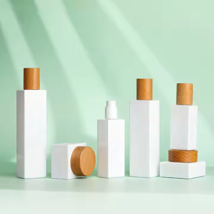 Empty Cosmetic Pump Bottle Glass Lotion Bottle for Skincare
