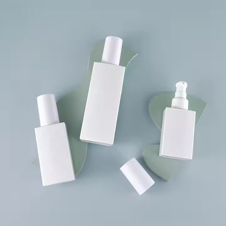 Plastic Cosmetic Oil Pump Bottle Lotion Spray Pump Bottles