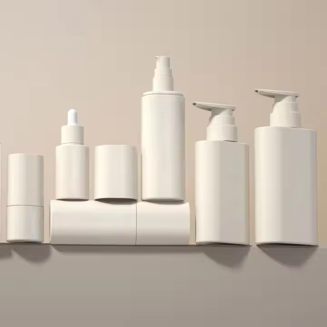 Cosmetic mist spray bottles containers and packaging for Skincare