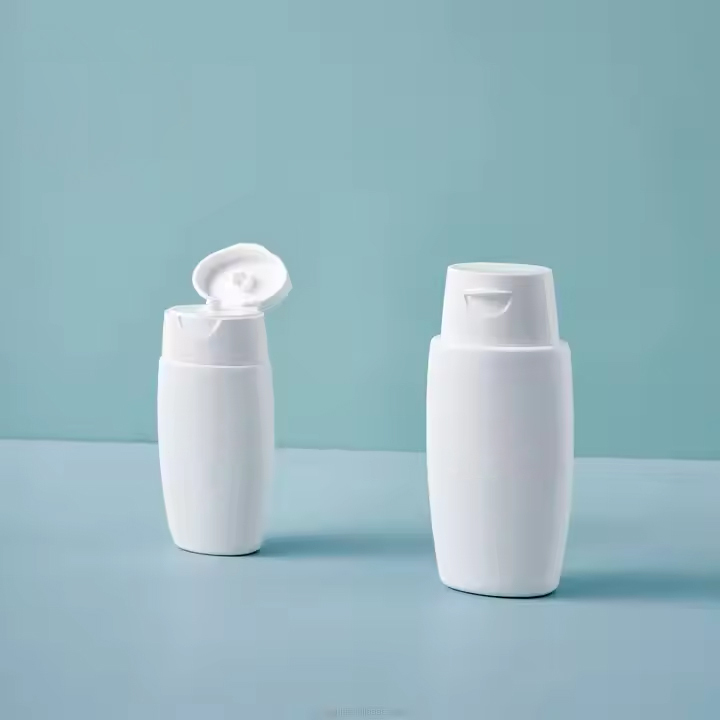 Plastic Sunscreen Bottles PE Tube White Flip Cap Bottle