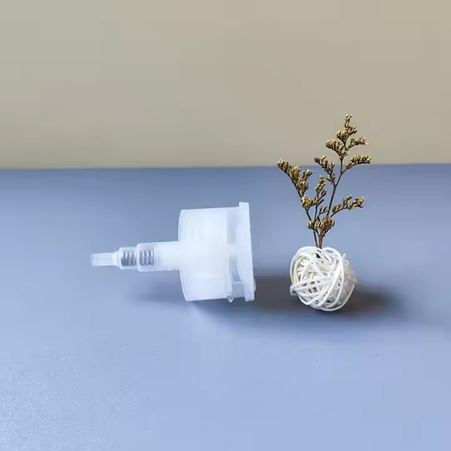 PP nail polish remover pump sprayer