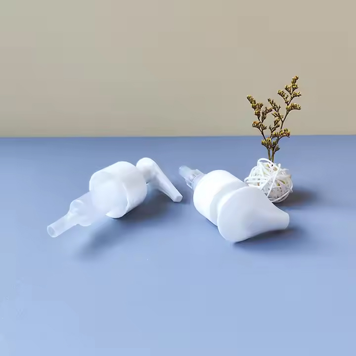 Plastic white twist Lotion Pump screw down lock shampoo pump