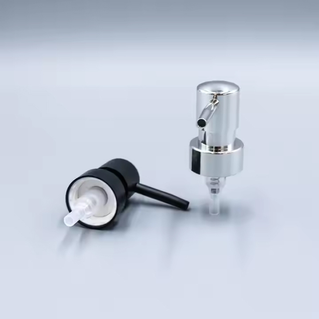 High Quality 28/410 Shiny Silver Plastic Lotion Pump