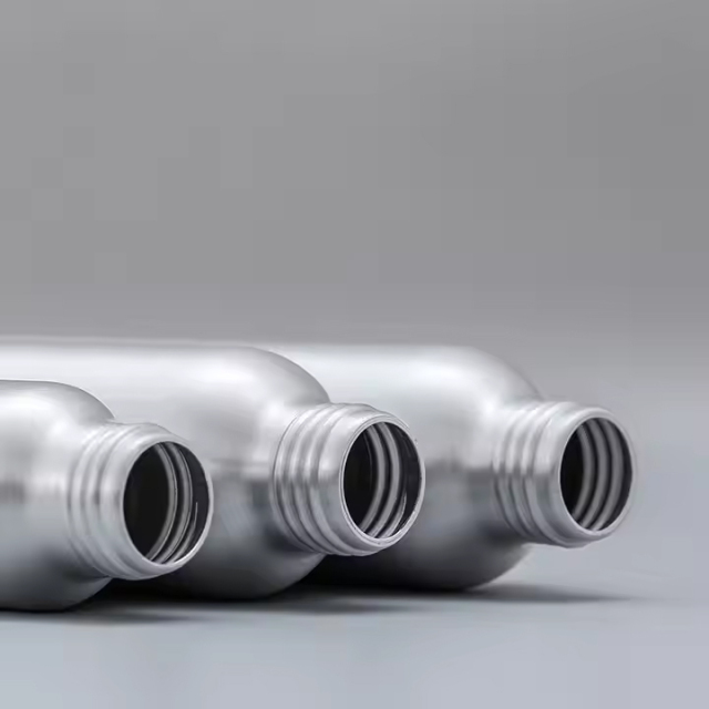 aluminum can bottle with screw on cap