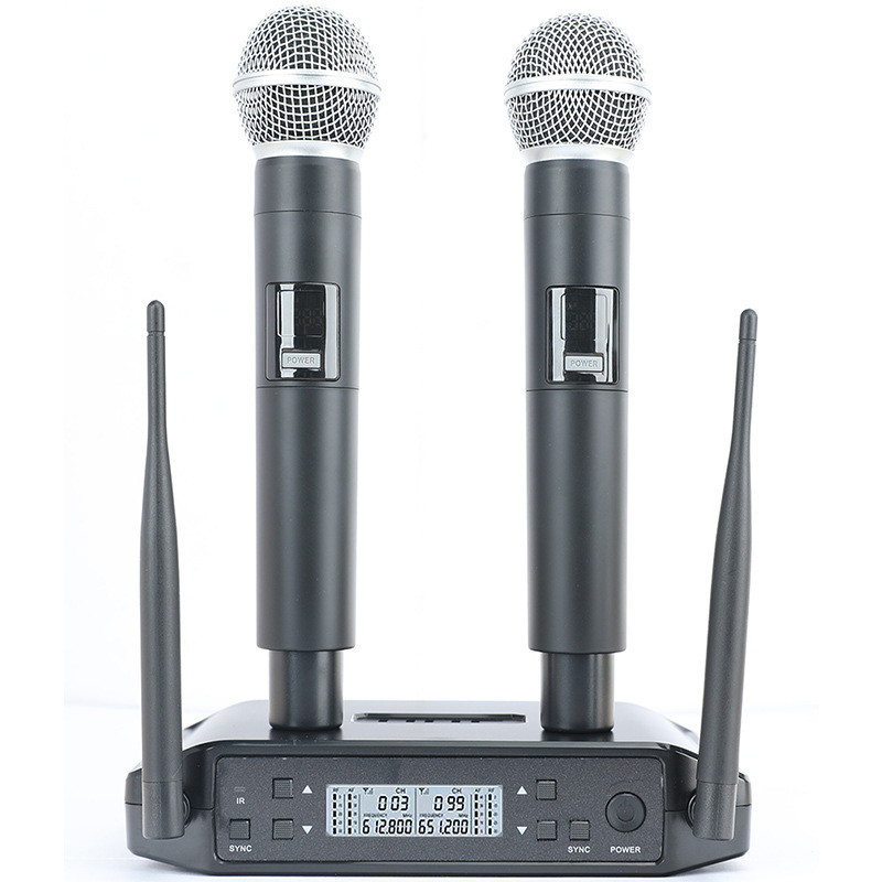 Wireless microphone speech conference karaoke performance FM U segment anti-interference one to two handheld infrared frequency