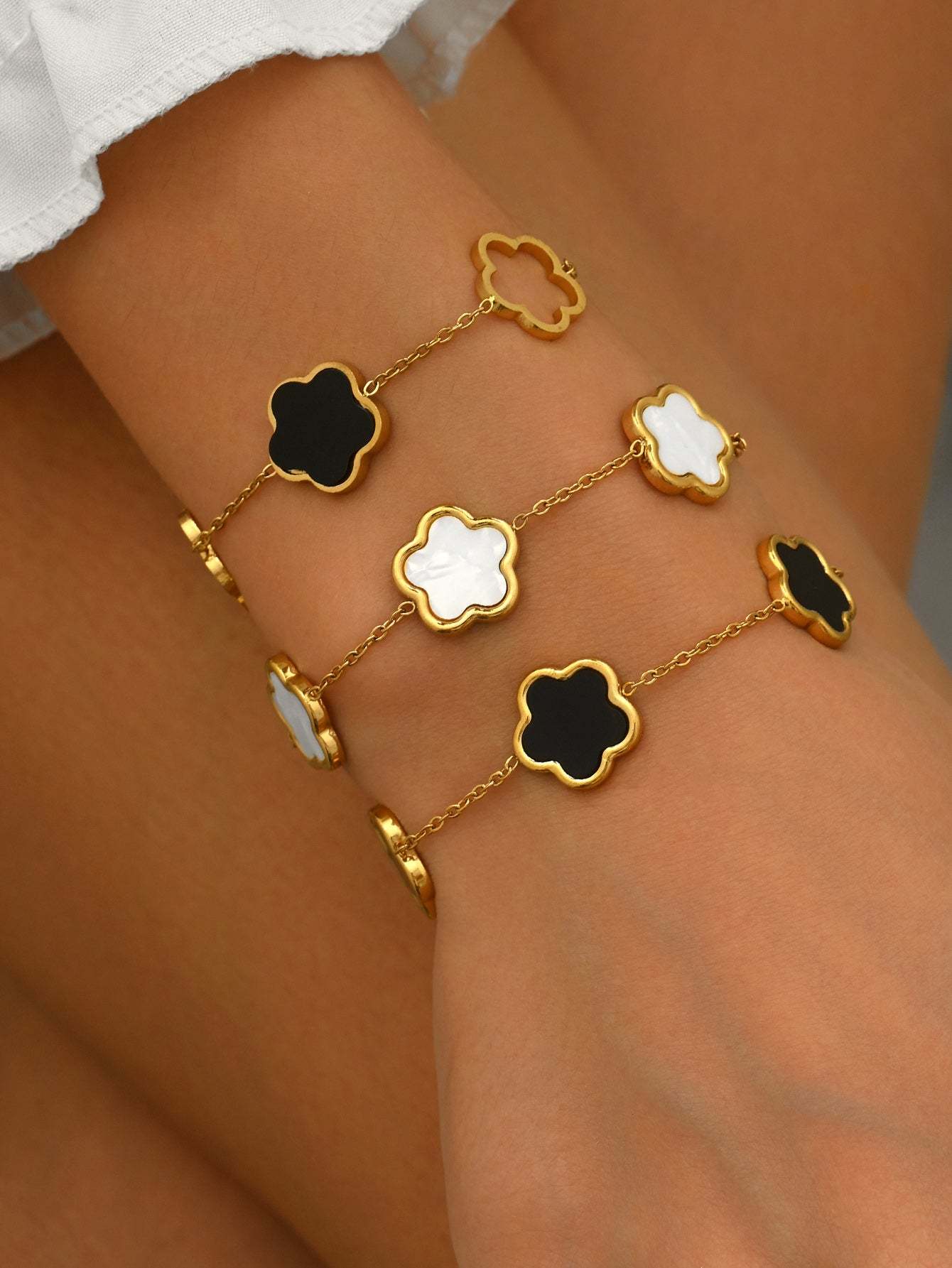 18K Gold Plated 一件时尚简约通勤贝壳花朵高级感女款链条手链