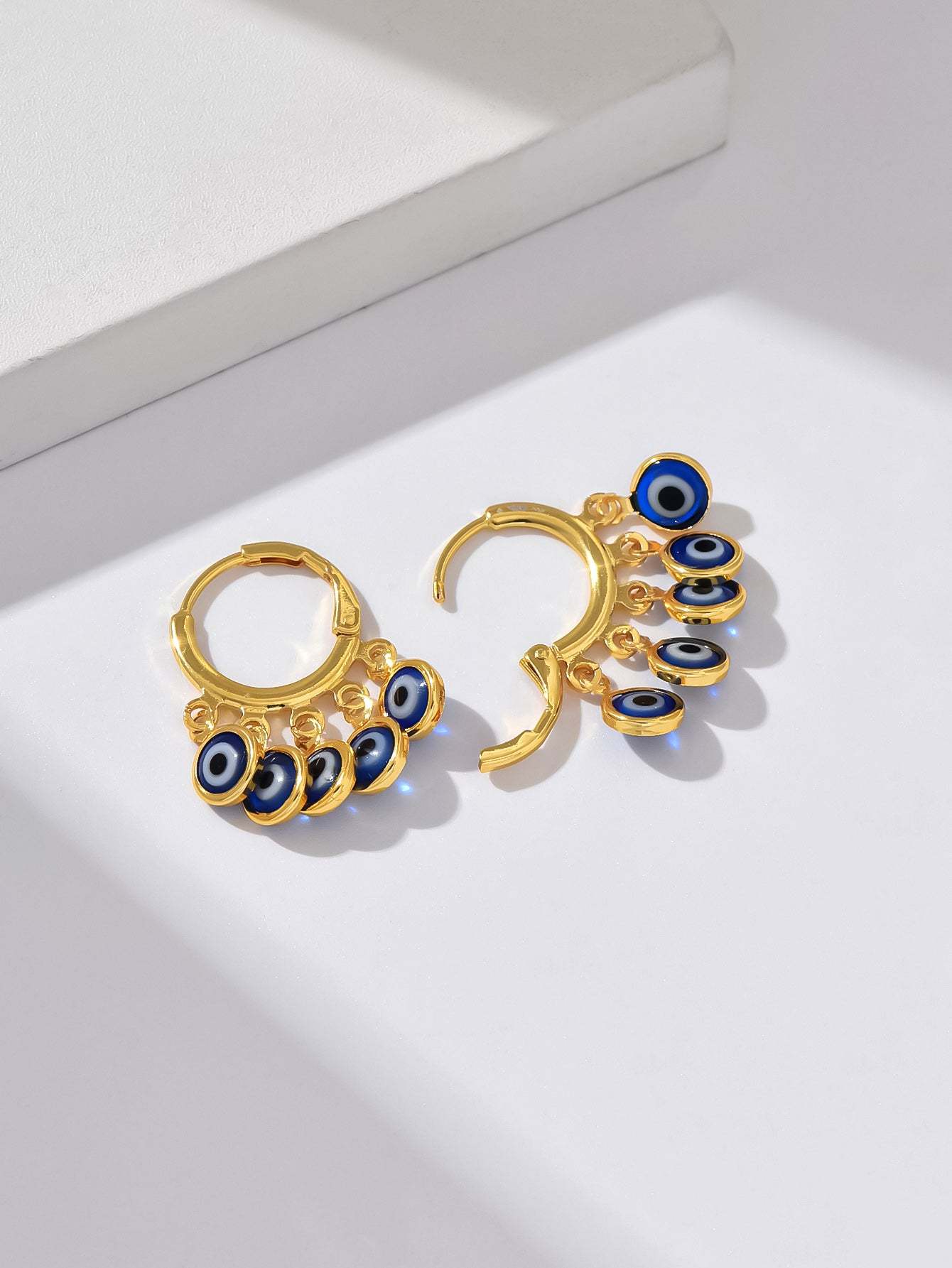 18K Gold Plated 一对时尚个性恶魔之眼耳环耳坠耳饰适合女士日常佩戴