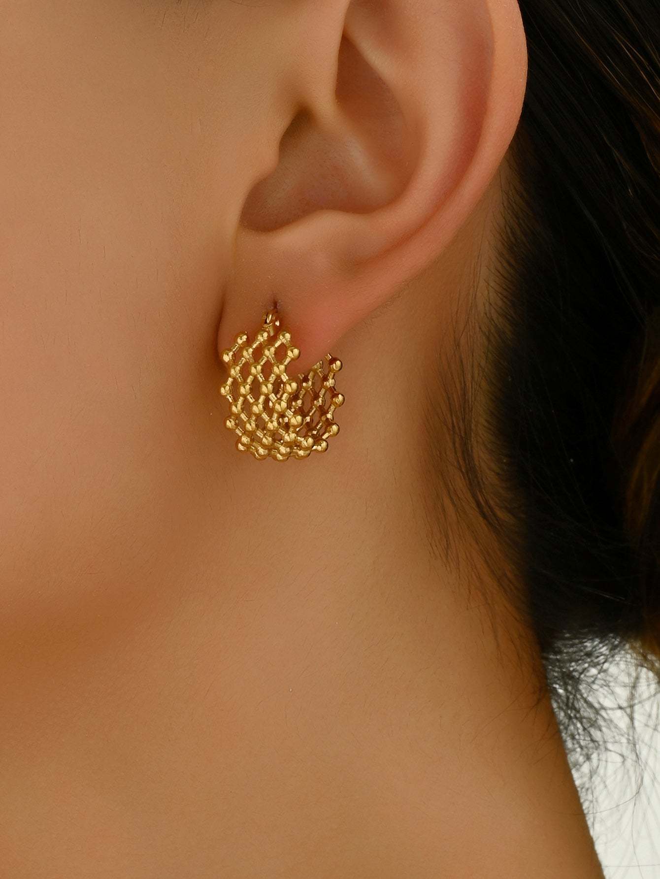 18K Gold Plated 一对时尚个性简约通勤复古休闲镂空设计网格状耳坠女款耳圈耳环