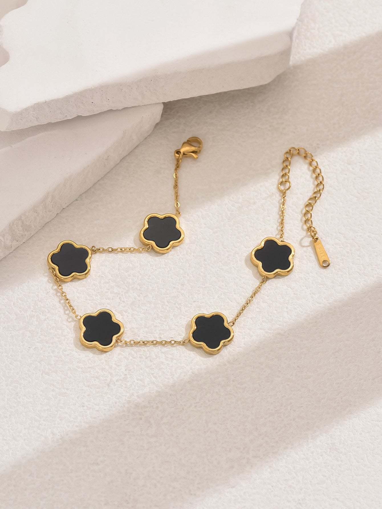 18K Gold Plated 一件时尚简约通勤贝壳花朵高级感女款链条手链