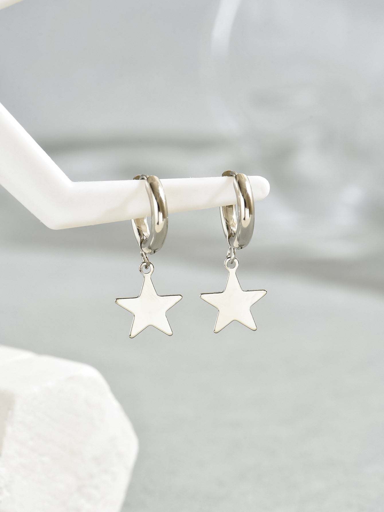 18K Gold Plated 1对时尚经典百搭个性高级感星星女款耳环耳坠