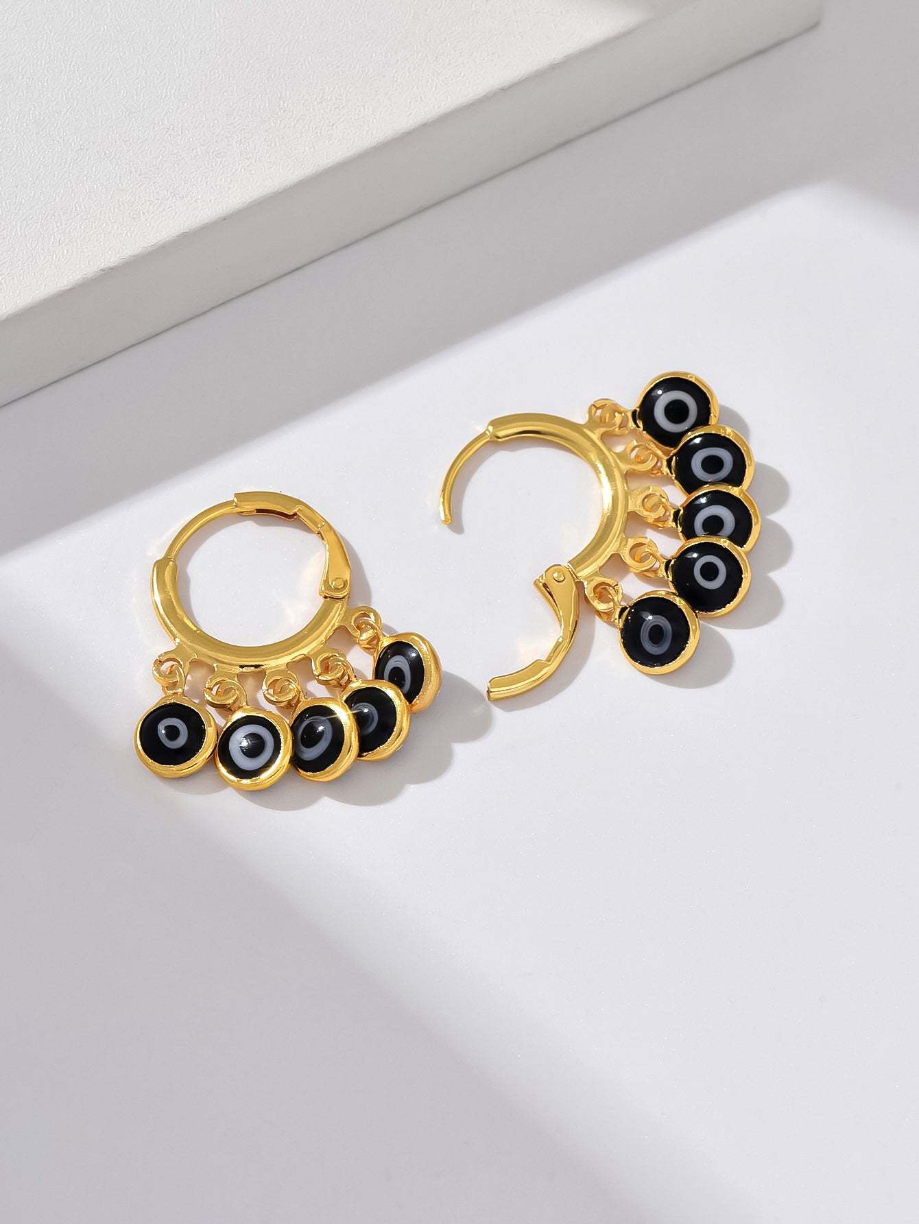 18K Gold Plated 一对时尚个性恶魔之眼耳环耳坠耳饰适合女士日常佩戴