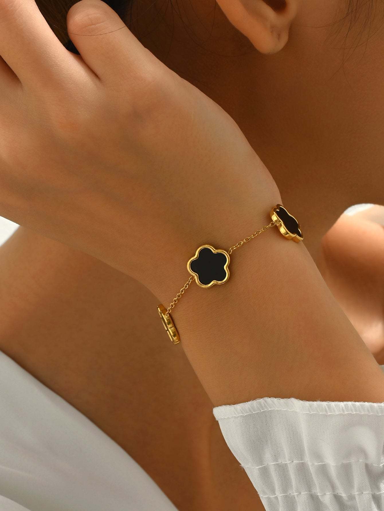 18K Gold Plated 一件时尚简约通勤贝壳花朵高级感女款链条手链