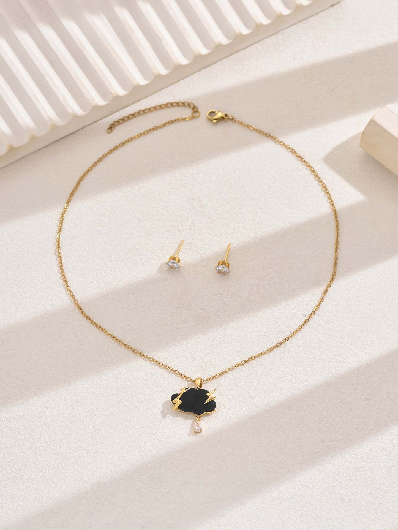 18K Gold Plated 三件套时尚个性百搭气质精美闪电云朵吊坠项链女款套装