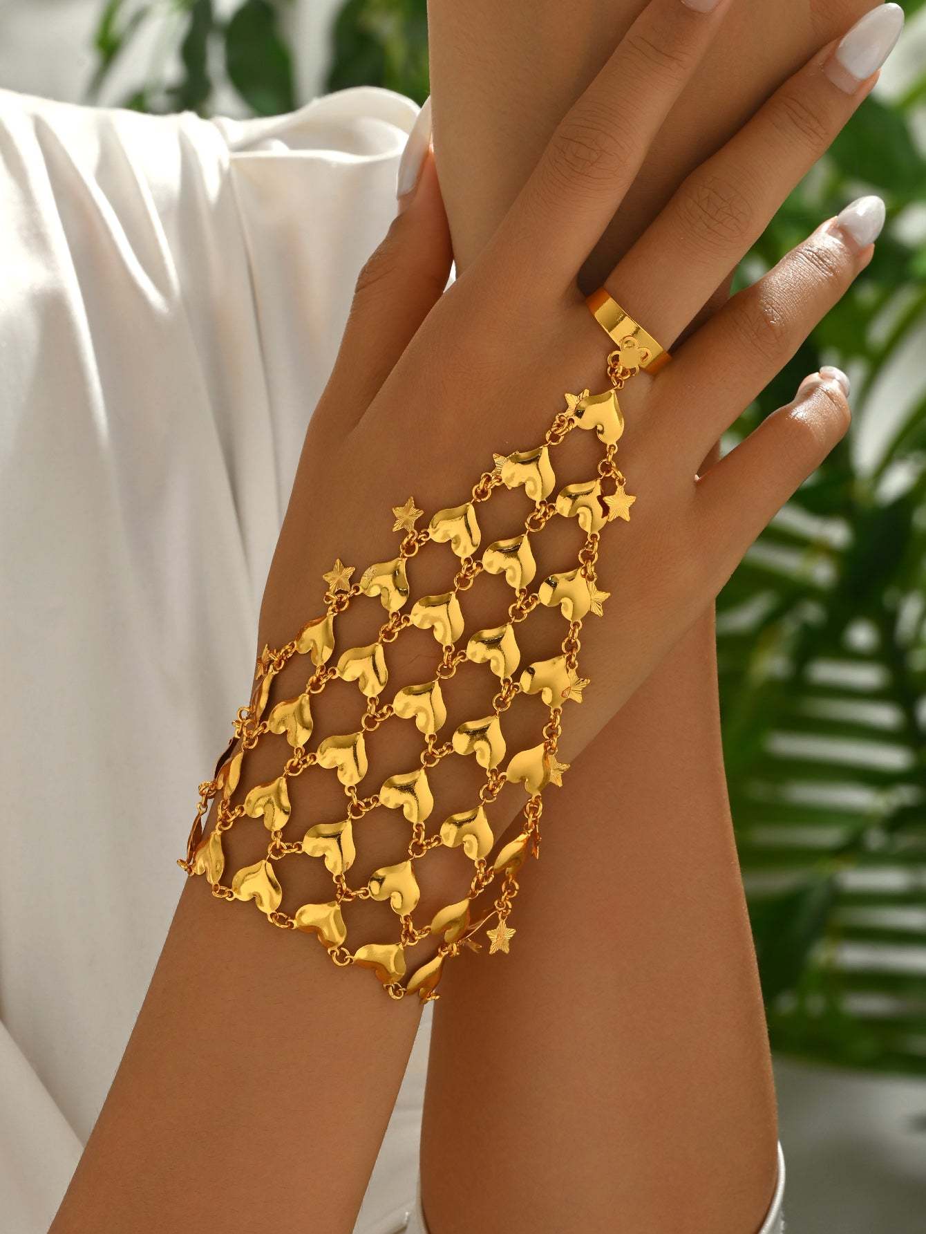 18K Gold Plated一件复古个性百搭通勤度假风镂空多层连指多款流苏手背女款手链