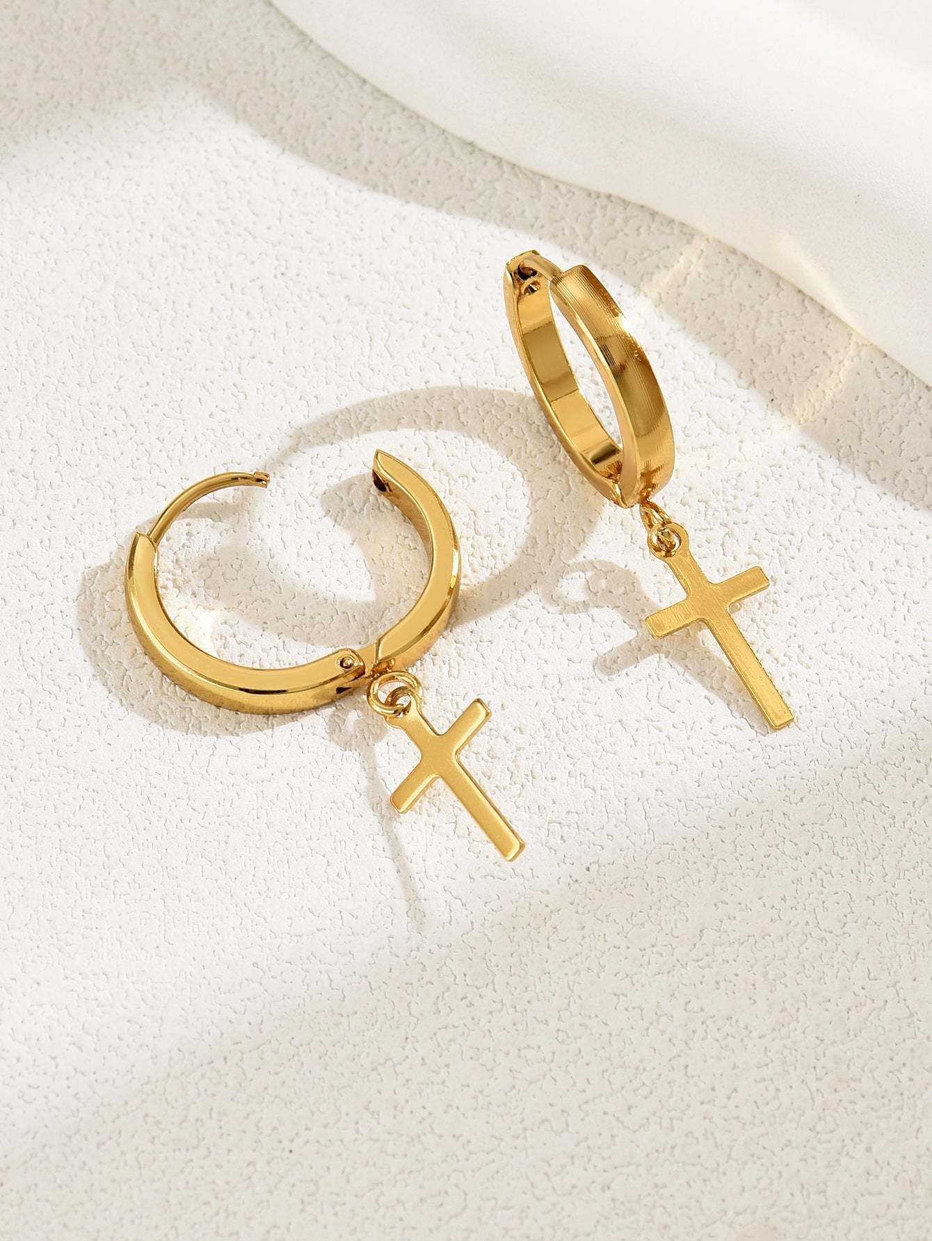 18K Gold Plated 1对时尚经典百搭个性高级感十字女式耳环耳坠