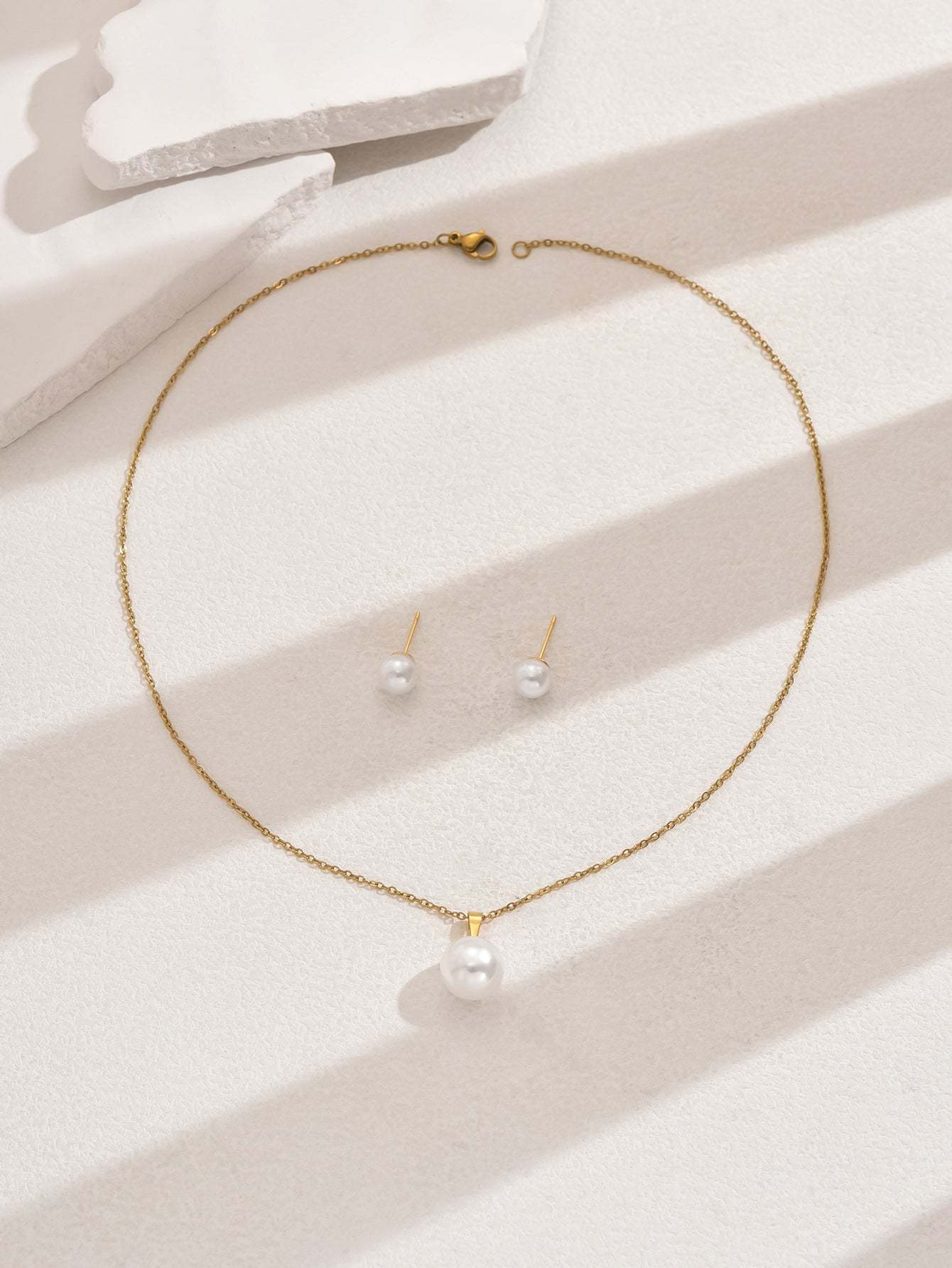 18K Gold Plated 三件套时尚个性百搭气质精美复古仿珍珠项链女款套装
