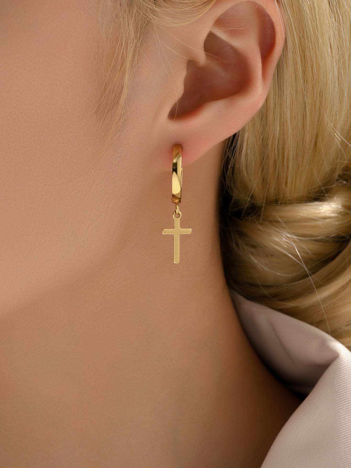 18K Gold Plated 1对时尚经典百搭个性高级感十字女式耳环耳坠