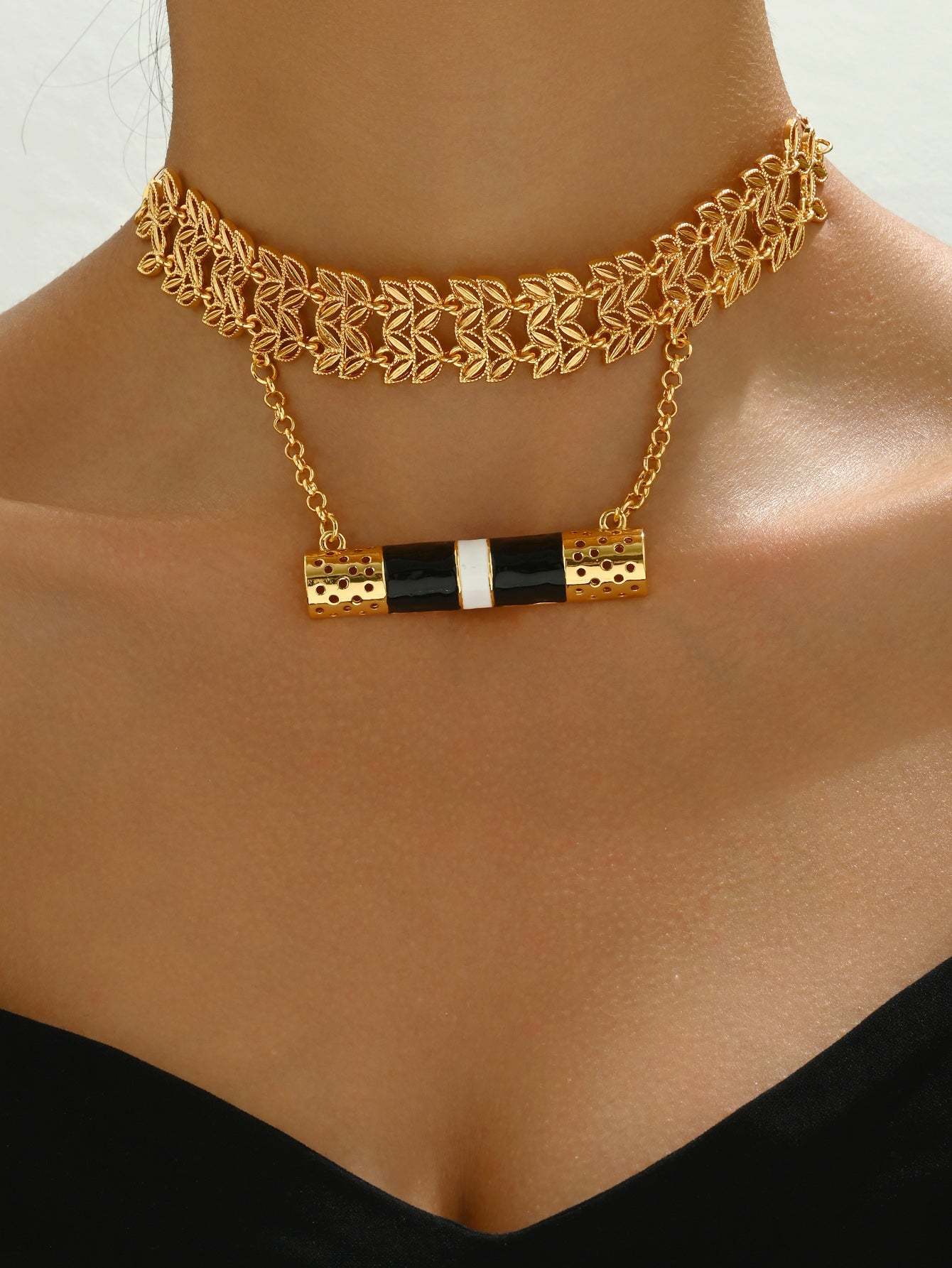 18K Gold Plated一件时尚百搭精致简约大气复古金属女款吊坠项链